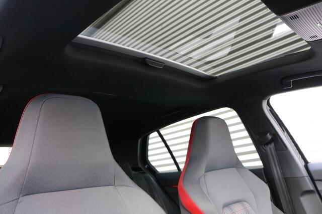 Volkswagen GOLF 2.0 TSI GTI DSG (Panoramadak Sportinterieur Carplay VirtualCockpit ACC Sfeer IQ-Light 19Inch PrivacyGlass)