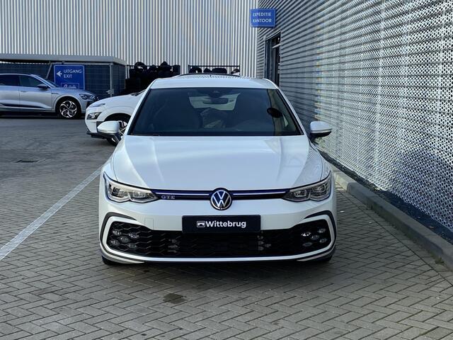 Volkswagen GOLF 1.4 eHybrid 245PK DSG GTE / 18" LMV / Digitale Cockpit / Stuur + Stoelverwarming / Parkeersensoren V+A P4