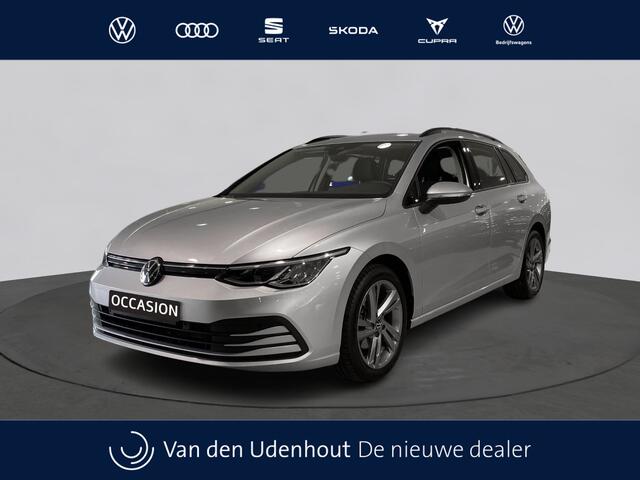 Volkswagen GOLF Variant 1.0 eTSI Automaat Life | 17" | Navigatie |