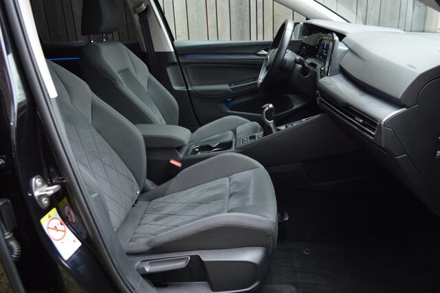 Volkswagen GOLF 1.5 TSI 150 pk Style Led Panorama Memory Virtual Acc CarPlay Pdc