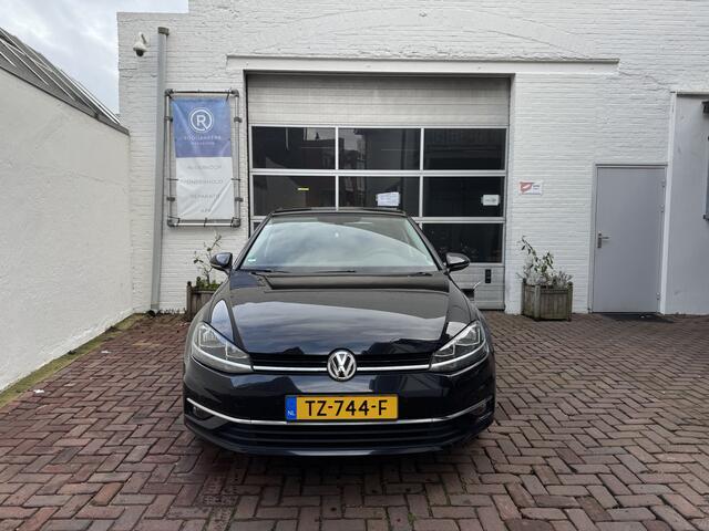 Volkswagen GOLF 1.0 TSI Comfortline Business Clima/Cruisecontrol/Navi/Stoelverwarm./PDC/LMvelgen