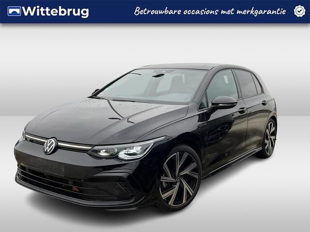 Volkswagen GOLF 1.5 eTSI 150PK R-Line Business+ / Panoramadak / R-Line Interieur + Exterieur / LED Matrix / Achteruitrijcamera / Stuur + Stoelverwarming