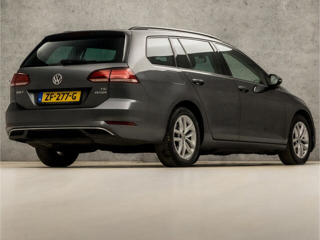 Volkswagen GOLF Variant 1.5 TSI Comfortline Automaat (APPLE CARPLAY, GROOT NAVI, CAMERA, CLIMATE, STOELVERWARMING, SPORTSTOELEN, GETINT GLAS, ADAPTIVE CRUISE, NIEUWE APK, NIEUWSTAAT)