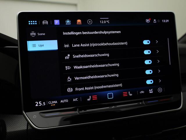 Volkswagen GOLF 1.5eTSI/150PK R-Line Black Style DSG · Navigatie · Camera + Parkeersensoren · Apple/Android · Garantie t/m 18-11-2026