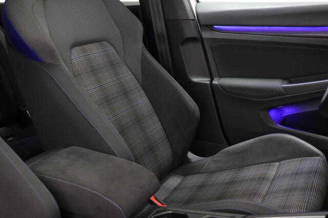 Volkswagen GOLF 1.4 eHybrid GTE | CUSTOM UITLAAT | WINTER / ASSISTENTIE- PACK | PANORAMADAK | TREKHAAK | 18"
