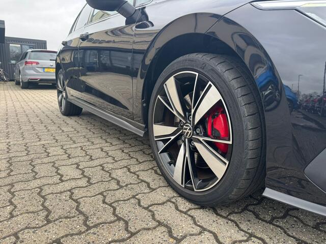 Volkswagen GOLF 1.4 eHybrid GTE Navi, cruise, pdc, virtual cockpit