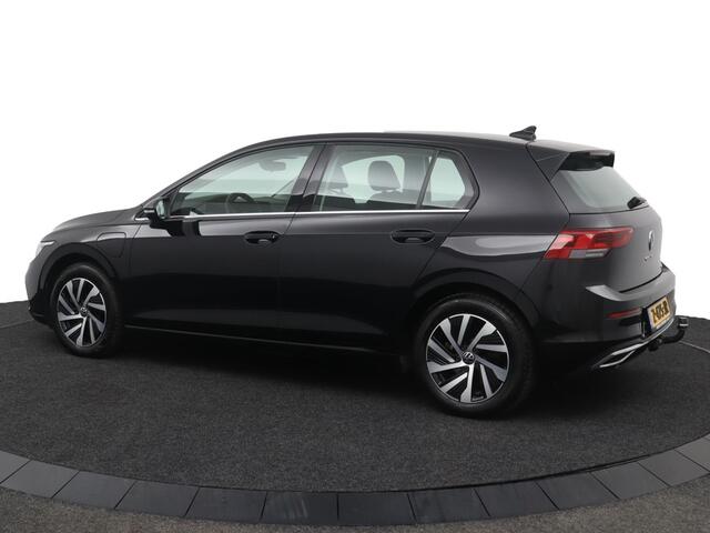 Volkswagen GOLF 1.4 eHybrid Style - Adaptive Cruise - Stoel/Stuurverwarming - DAB - Navigatie - Apple Carplay/Android Auto - Trekhaak Virena Zekerheidspakket ¤895,-