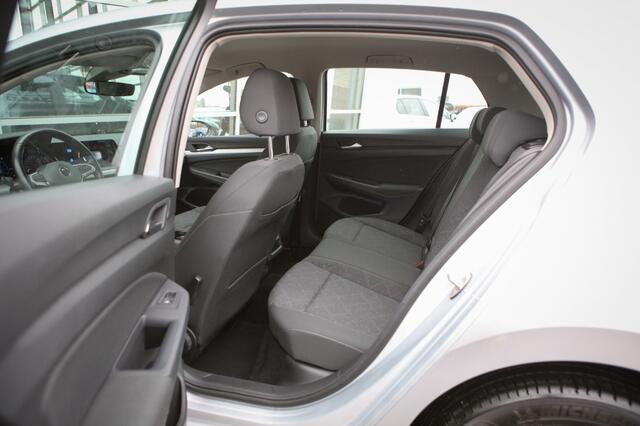 Volkswagen GOLF 1.0 TSI Life Bns | Sfeerverlichting | Stoel/Stuurverwarming |