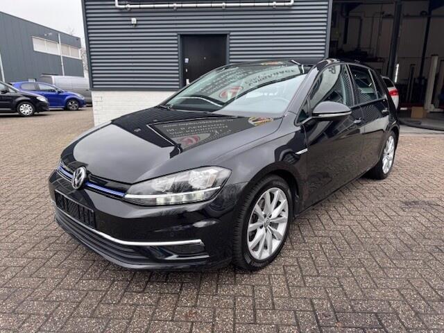 Volkswagen GOLF 1.5 TSI Highline 150 Pk Navi. Appel Carplay.