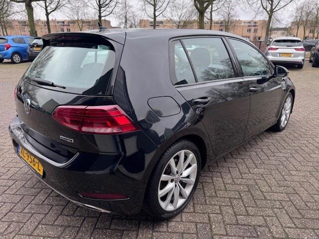 Volkswagen GOLF 1.5 TSI Highline 150 Pk Navi. Appel Carplay.
