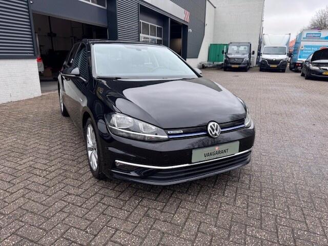 Volkswagen GOLF 1.5 TSI Highline 150 Pk Navi. Appel Carplay.