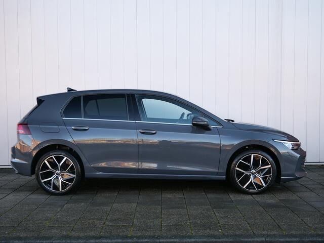 Volkswagen GOLF 1.5 eHybrid 50 Edition 204 Pk Automaat Navi / DAB / Apple Carplay / Camera / Keyless