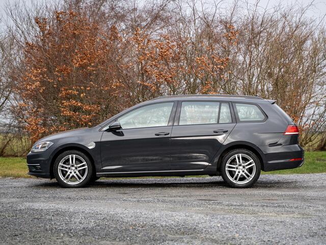 Volkswagen GOLF Variant 1.0 TSI // automaat // achteruitrijcamera // navi