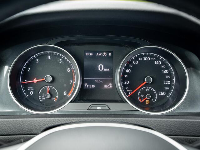 Volkswagen GOLF Variant 1.0 TSI // automaat // achteruitrijcamera // navi