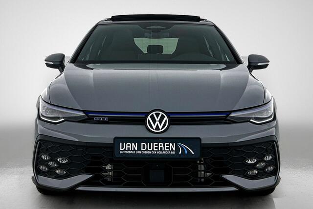 Volkswagen GOLF 1.5 eHybrid GTE Pano, ACC, Carplay, 360* Camera