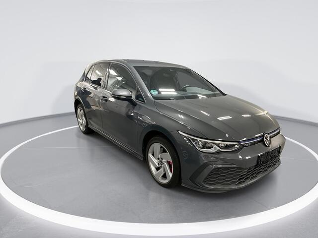 Volkswagen GOLF 1.4 245pk DSG eHybrid GTE · Camera · Apple/Android Car Play · Navigatie · Stoel-& Stuurverwarming · Sfeerverlichting · 17'' Inch ·