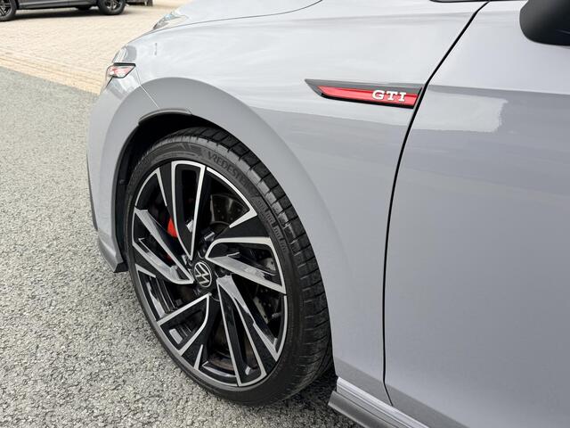 Volkswagen GOLF 2.0 TSI GTI 245PK DSGoACCoHarmanKardon