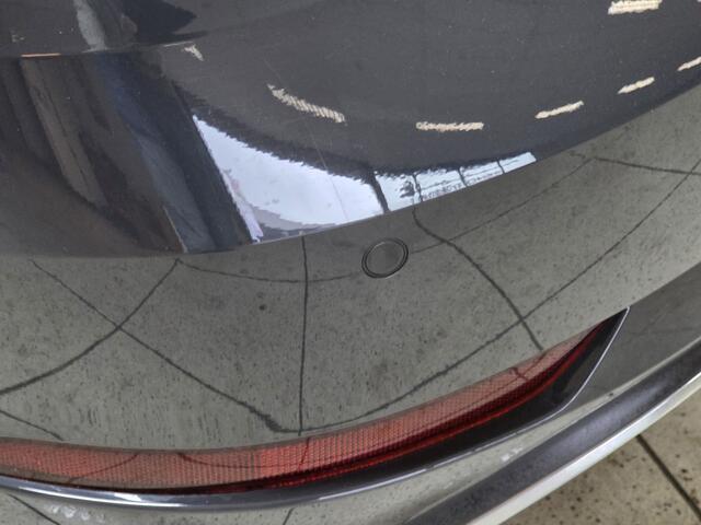 Volkswagen GOLF Variant 1.0 TSI Comfortline Business/ Trekhaak/ Camera/ 16'' LMV/ Apple + Android/ DAB+/ Navi/ Massage-Stoel/ Adaptive Cruise/ PDC V+A/ Stoelverw./ DAB+/ Navi/ Bluetooth/ Multi. LEDER. Stuur/ Mistl./ Dakrails.