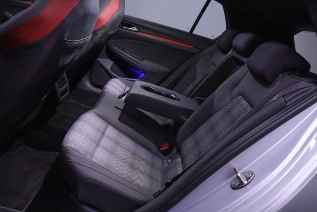 Volkswagen GOLF 2.0GTI DSG 245PK PANO | NAVI | APP CONNECT | TREKH. | STUUR+STOELVERW. | ACC | BLINDSPOT | CAMERA | LMV 18''