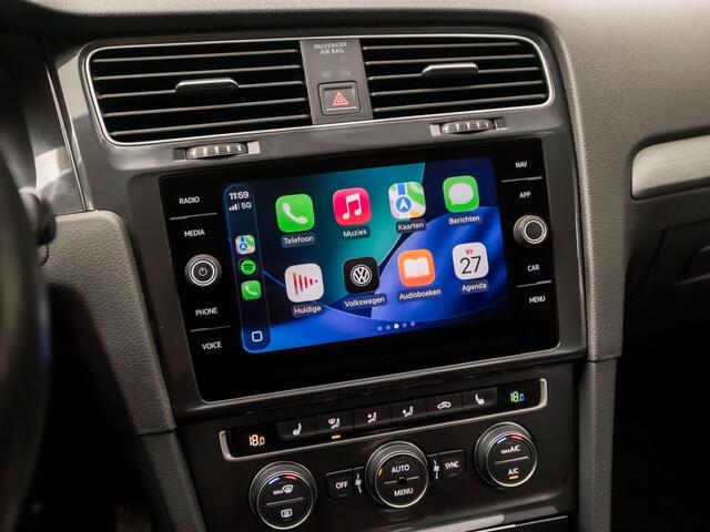 Volkswagen GOLF Variant 1.0 TSI Sportline Automaat (APPLE CARPLAY, GROOT NAVI, CLIMATE, STOELVERWARMING, SPORTSTOELEN, PARKEERSENSOREN, ADAPTIVE CRUISE, LM VELGEN, NIEUWSTAAT)