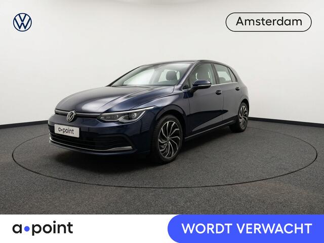 Volkswagen GOLF 1.0 eTSI Life Active 110PK DSG | Navigatie | Keyless entry | LED plus | 17" LM velgen |