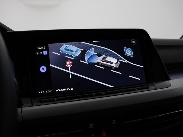 Volkswagen GOLF 1.0 eTSI 110pk Life Business · Apple/Android Car Play · Navigatie · Sfeerverlichting · P-Sensoren · 16'' Inch · Garantie t/m 12-01-2028 of 100.000km