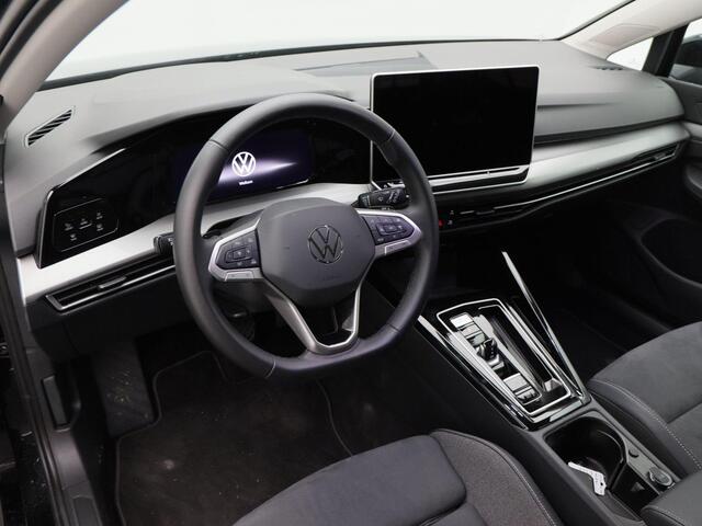 Volkswagen GOLF 1.5 eHybrid 204 Pk Style Edition | Trekhaak | Stoel/Stuur Verwarming | Camera | Climatronic | Full LED | 18 Inch | 25.840 Km !!