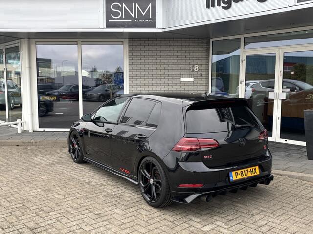 Volkswagen GOLF 2.0 TSI GTI TCR