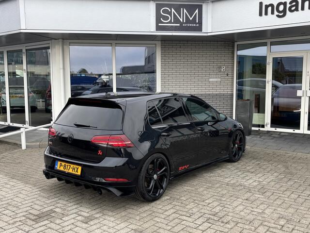 Volkswagen GOLF 2.0 TSI GTI TCR