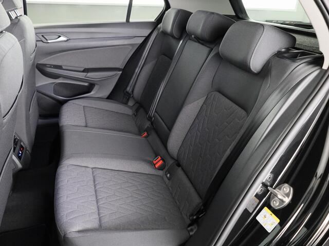 Volkswagen GOLF Life Edition 1.5 eHybrid 204 PK | 18 "LM velgen | Stoel & Stuurverwarming | Camera |