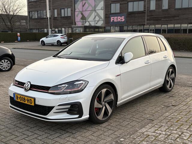 Volkswagen GOLF 2.0 TSI GTI Performance 245pk | Virtual Cockpit | Stoelverwarming | Achteruitrijcamera | Adaptive Cruise |
