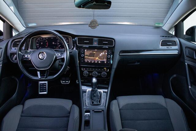 Volkswagen GOLF 1.4 TSI Highline Business Panoramadak Camera Virtuele cockpit Stoelverwarming