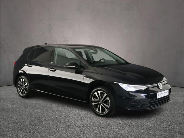 Volkswagen GOLF Life 1.5 TSI 150pk Adaptive cruise control, Parkeersensoren, Navigatie, LED koplampen, Stuurwiel verwarmd, App connect, DAB, Radio, Airco, Bluetooth
