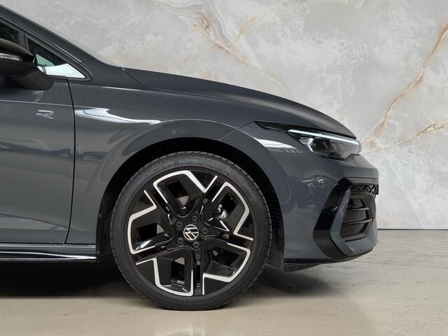 Volkswagen GOLF 1.5 eTSI R line / Pano / H&k /