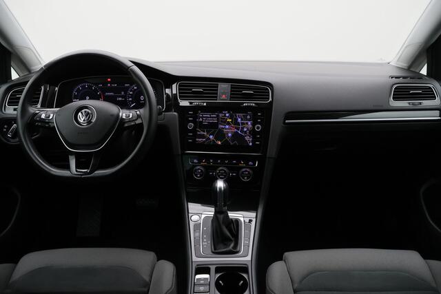 Volkswagen GOLF Variant 1.5 TSI DSG Highline Virtual Cockpit, ACC, Climate, Apple Carplay, Rijstrooksensor, Trekhaak, 17''