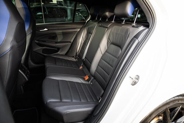 Volkswagen GOLF 2.0 TSI R 4Motion Akraprovic | Stoelventilatie | Nurburgring | Memory | Panoramadak