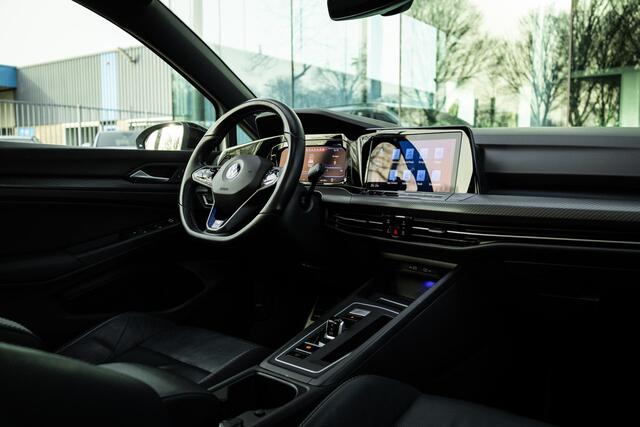 Volkswagen GOLF 2.0 TSI R 4Motion Akraprovic | Stoelventilatie | Nurburgring | Memory | Panoramadak
