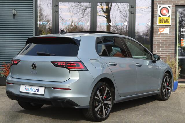 Volkswagen GOLF 1.5 eHybrid 272pk GTE Black Style Pano/Leder/IQ.Light/360/Head-up/DCC/Keyless/Elek. stoel+mem/Dodehoek/Trekhaak wegkl.