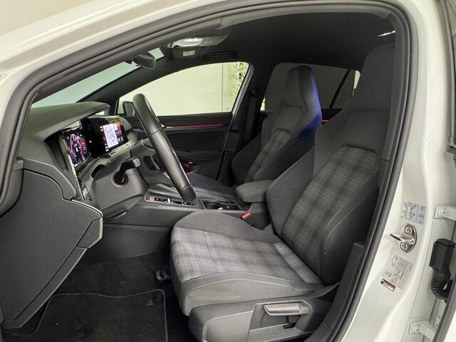 Volkswagen GOLF 1.4 eHybrid GTE | Stoelverwarming | Adaptive Cruise Control | 19" LMV | Navigatie |