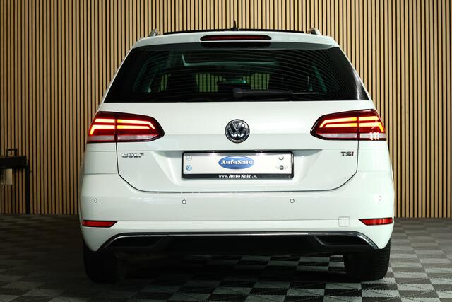 Volkswagen GOLF Variant 1.4 TSI Highline PANO NAVI CARPLAY STOELVW "17