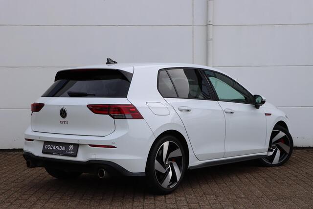 Volkswagen GOLF GTI 2.0 TSI 245pk DSG7 | Stuurverwarming | Stoelverwarming | CarPlay | Travel assist