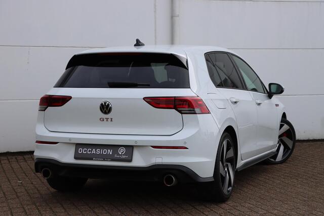 Volkswagen GOLF GTI 2.0 TSI 245pk DSG7 | Stuurverwarming | Stoelverwarming | CarPlay | Travel assist