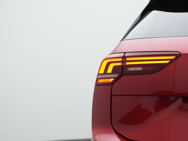 Volkswagen GOLF Variant 1.5 eTSI 150 pk DSG Goal Edition | Stuur-/stoelverwarming | Achteruitrijcamera | Adaptive Cruise | Navigatie