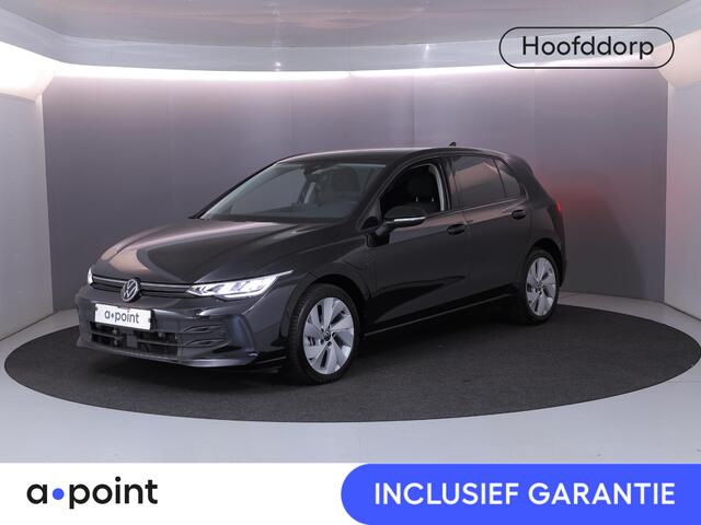 Volkswagen GOLF 1.5 eHybrid Life Edition 204 pk Automaat (DSG) | Verlengde garantie | Navigatie | Parkeersensoren (Park assist) | Achteruitrijcamera |