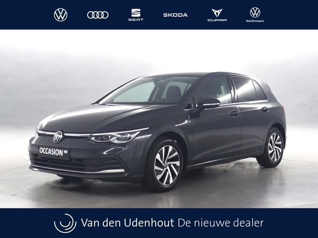 Volkswagen GOLF 1.4 TSI eHybrid 204pk PHEV Style Memory Travel Assist Side Assist 199
