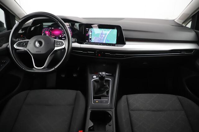 Volkswagen GOLF Variant 1.0 TSI Life 110PK Trekhaak Navigatie Achteruitrijcamera Carplay Android Adaptive Cruise