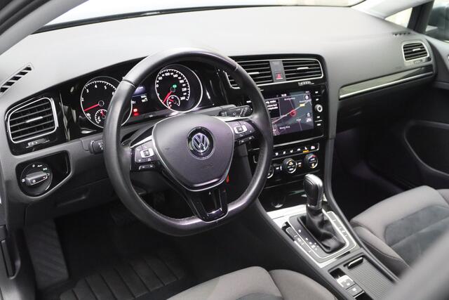 Volkswagen GOLF Variant 1.5 TSI 150 PK Automaat Highline R-Line Business, Massage, Carplay, Trekhaak