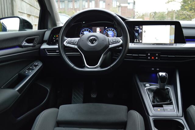 Volkswagen GOLF 1.5 TSI 150 pk Style Led Panorama Memory Virtual Acc CarPlay Keyless Pdc