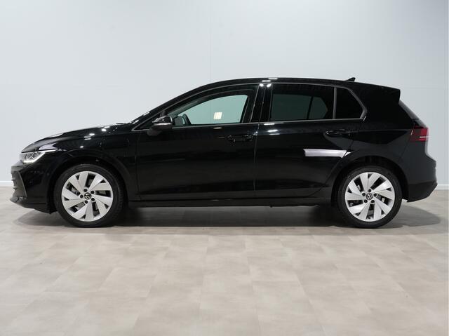 Volkswagen GOLF 1.5 150pk eHybrid Life Edition KM aanpassen syntec verhuur 201