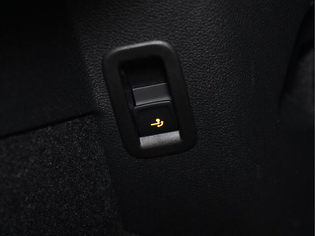 Volkswagen GOLF 1.5 150pk eHybrid Life Edition KM aanpassen syntec verhuur 201